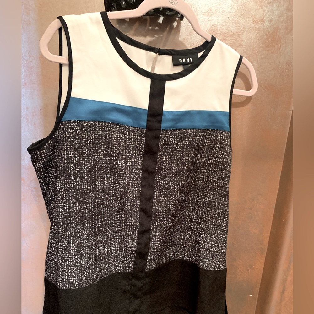 DKNY Sleeveless top with 4” slits on side - can be work tucked in or out